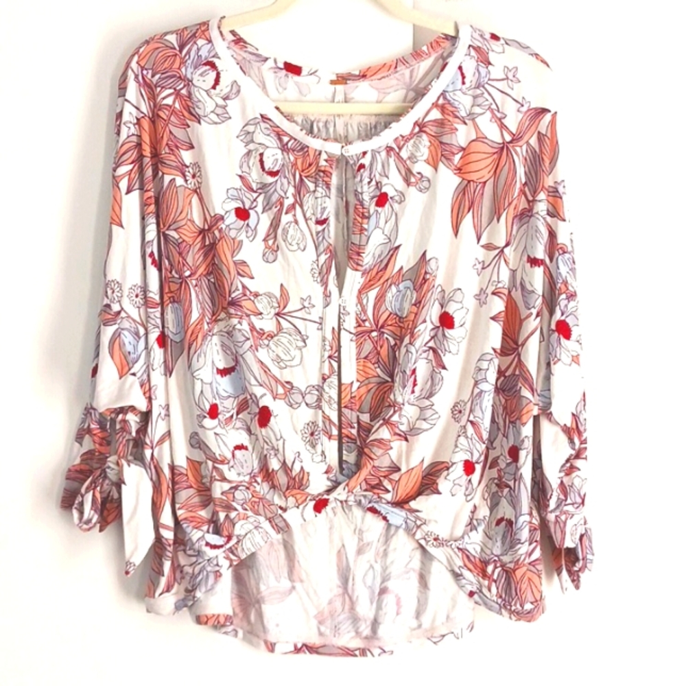 Free People "Floral" Hi Lo Blouse in Size Small